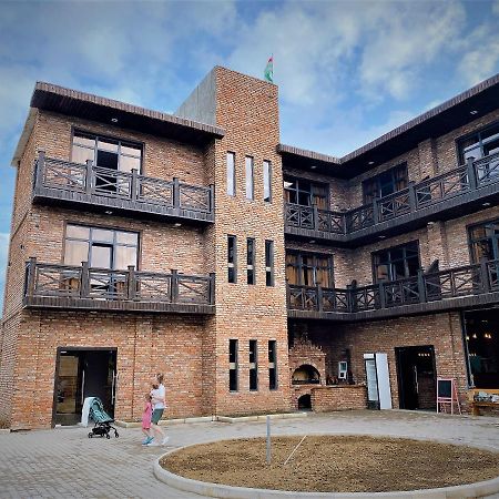 Gloriya Hotel Lidzava 外观 照片