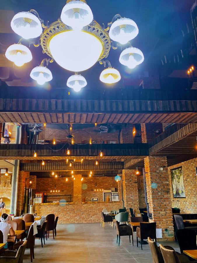 Gloriya Hotel Lidzava 外观 照片